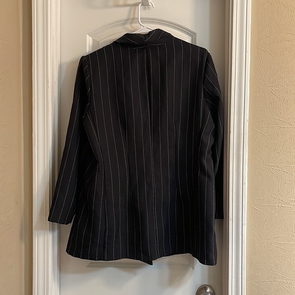 ⏳♻️ Style Setter Fashions Black with White Pinstriped Vintage Blazer size 20W - Picture 4 of 8
